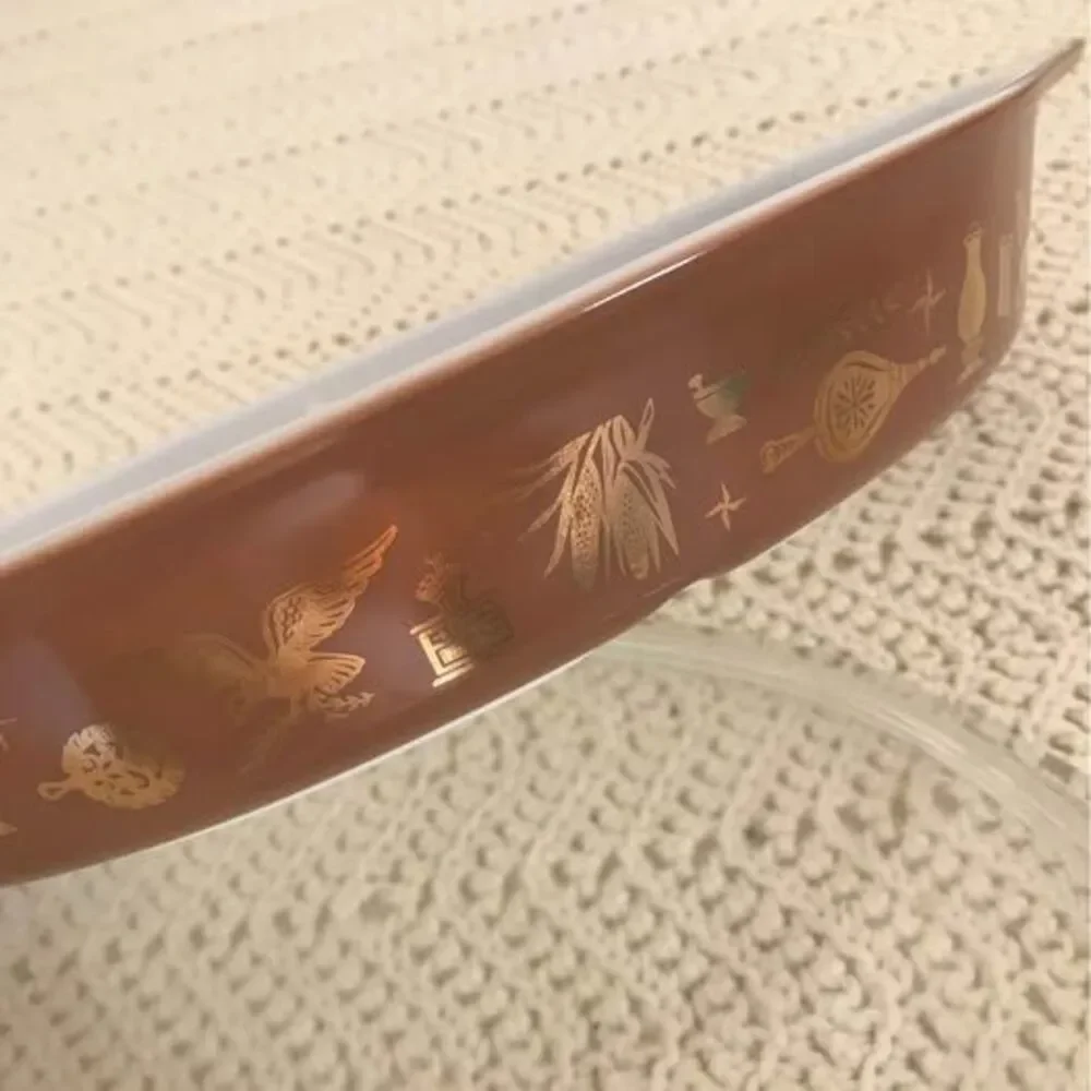 VTG Early American divided casserole dish with lid
